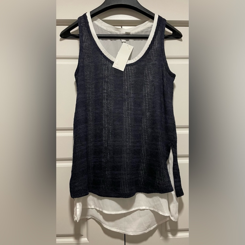 NWT Jules & Leopold Navy and White Layered Knit Top